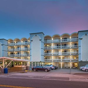 Royal Clipper Inn&Suites